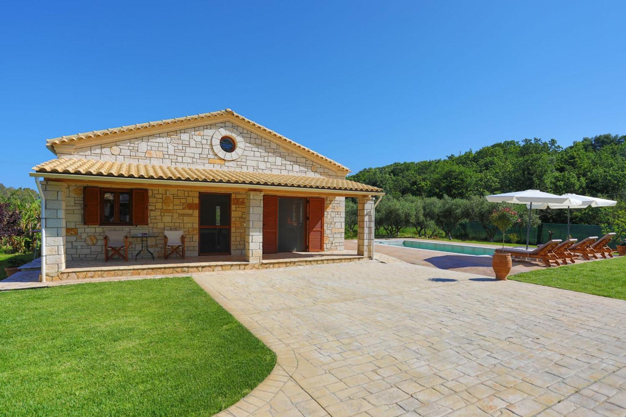 Sofia Stella Villa Pithos